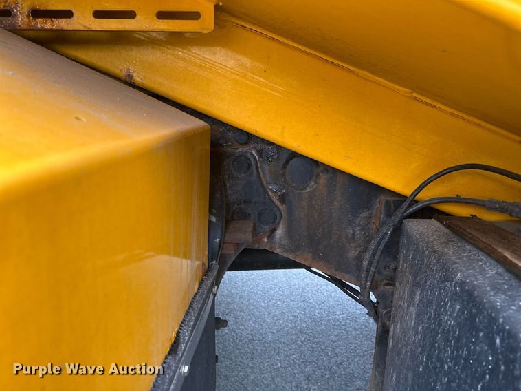 image for item DV0749 2016 Freightliner  M2 refuse truck