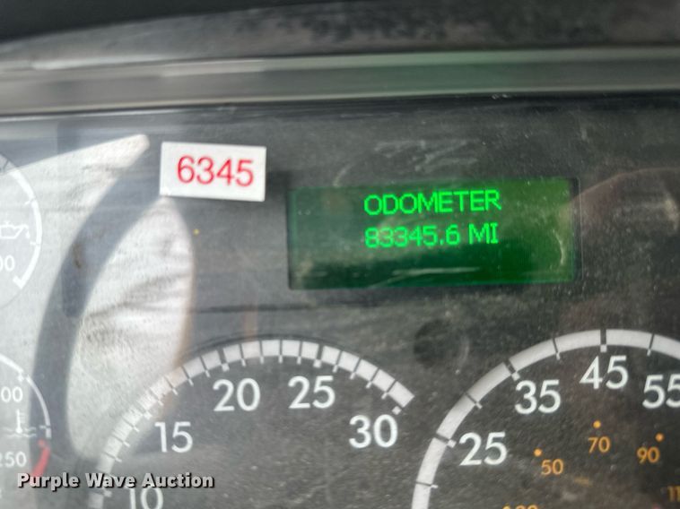 image for item DV0749 2016 Freightliner  M2 refuse truck