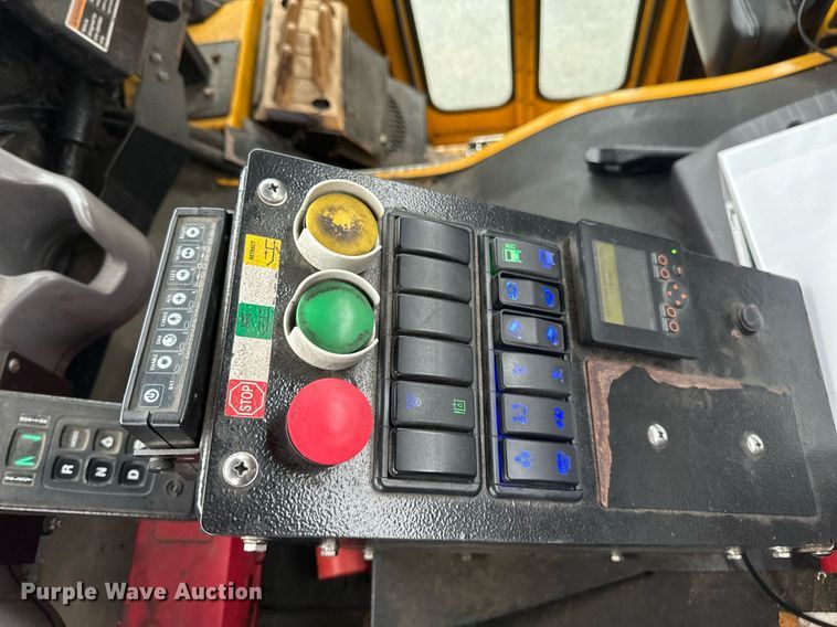 image for item DV0749 2016 Freightliner  M2 refuse truck