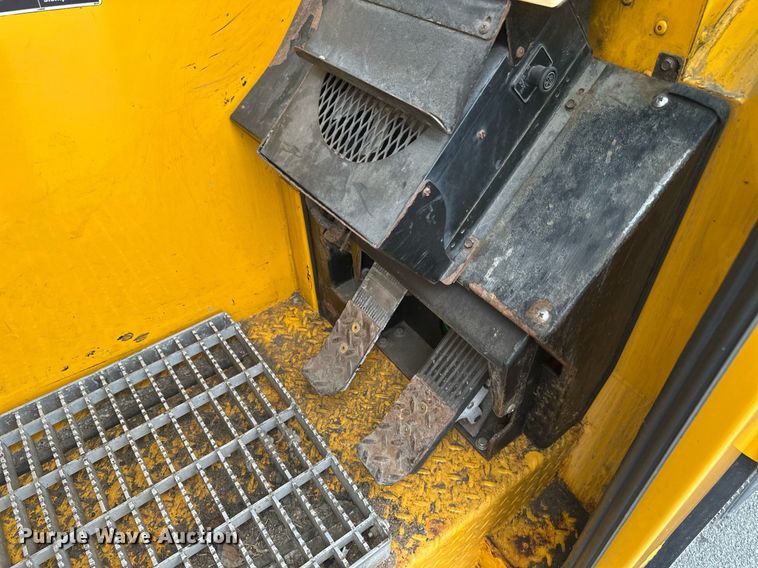 image for item DV0749 2016 Freightliner  M2 refuse truck