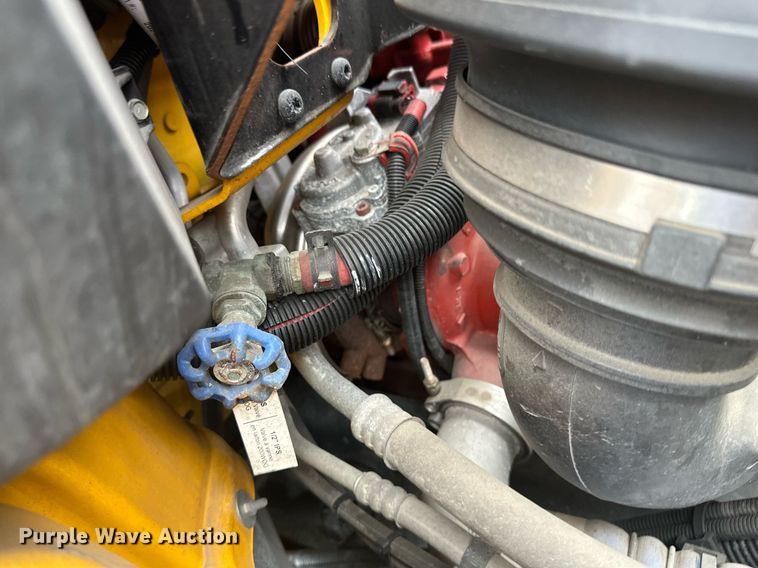 image for item DV0749 2016 Freightliner  M2 refuse truck