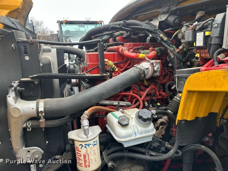 image for item DV0749 2016 Freightliner  M2 refuse truck