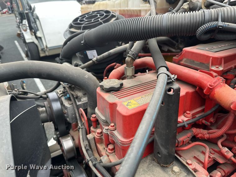 image for item DV0749 2016 Freightliner  M2 refuse truck