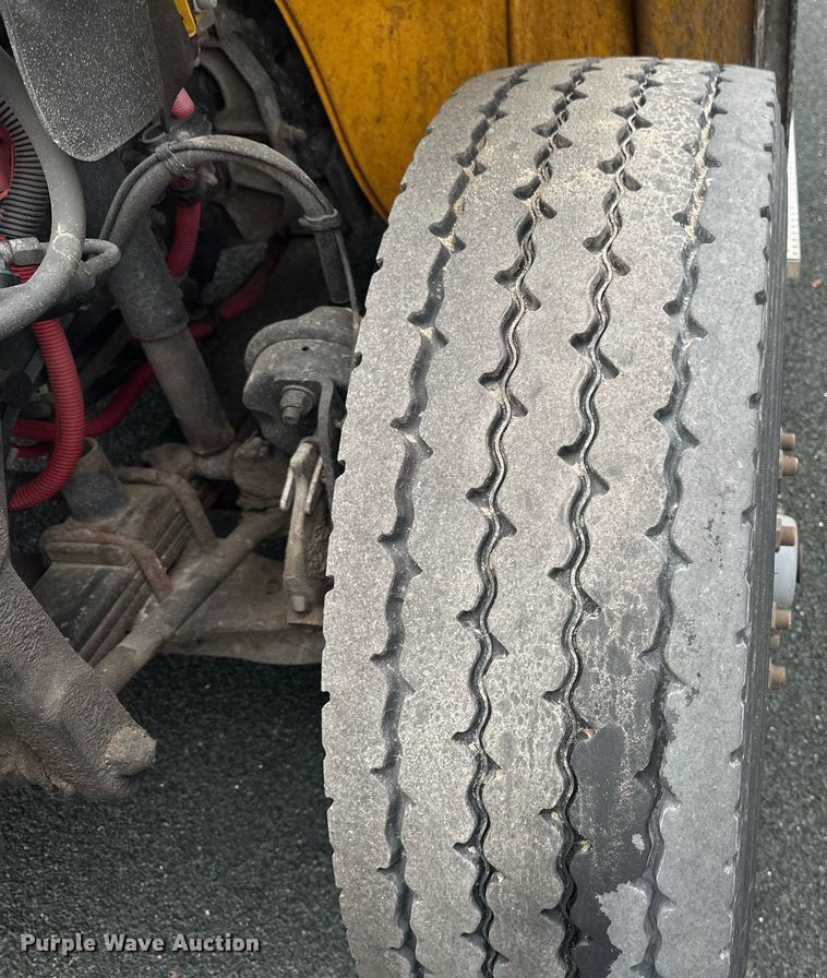 image for item DV0749 2016 Freightliner  M2 refuse truck