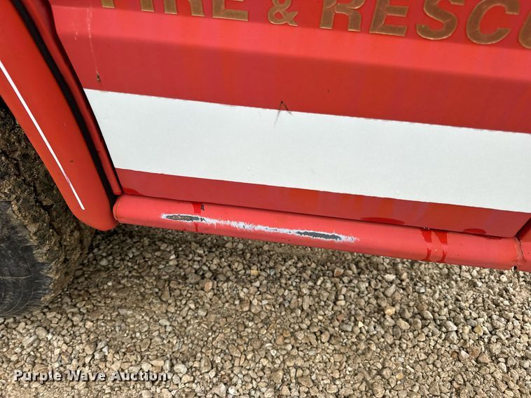 image for item DV1882 1972 Ford 700 pumper fire truck