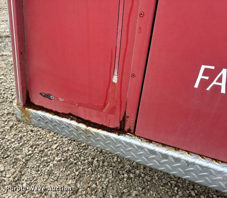 image for item DV1882 1972 Ford 700 pumper fire truck