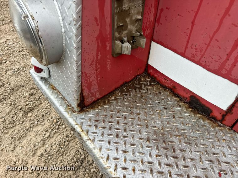 image for item DV1882 1972 Ford 700 pumper fire truck