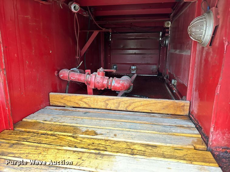 image for item DV1882 1972 Ford 700 pumper fire truck