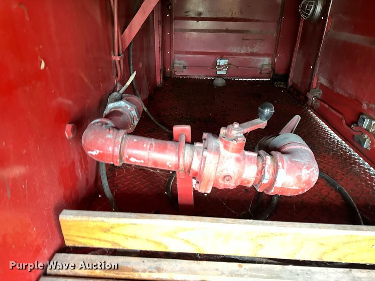 image for item DV1882 1972 Ford 700 pumper fire truck