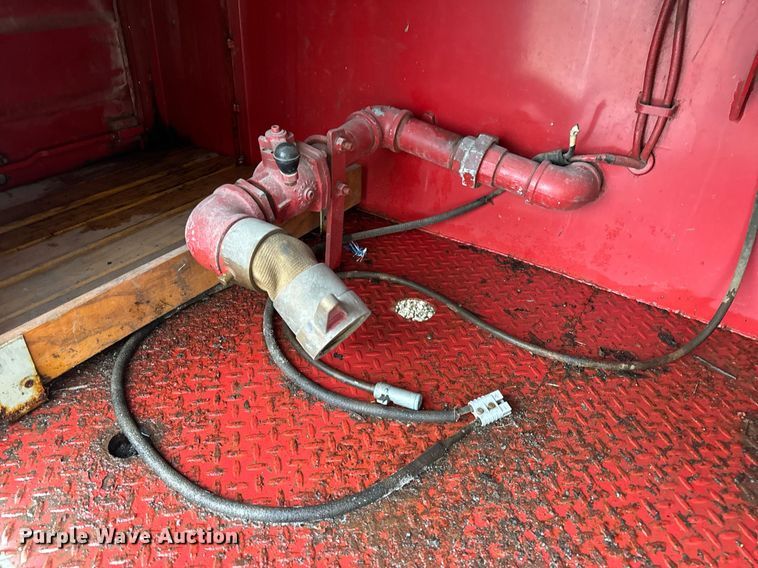 image for item DV1882 1972 Ford 700 pumper fire truck