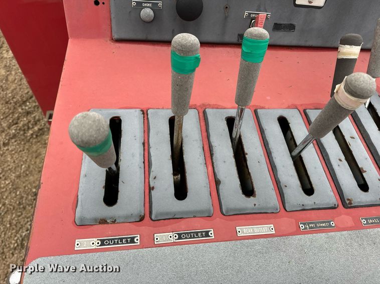 image for item DV1882 1972 Ford 700 pumper fire truck