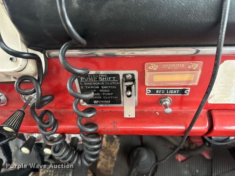 image for item DV1882 1972 Ford 700 pumper fire truck