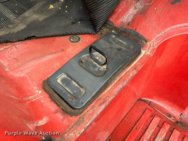 image for item DV1882 1972 Ford 700 pumper fire truck