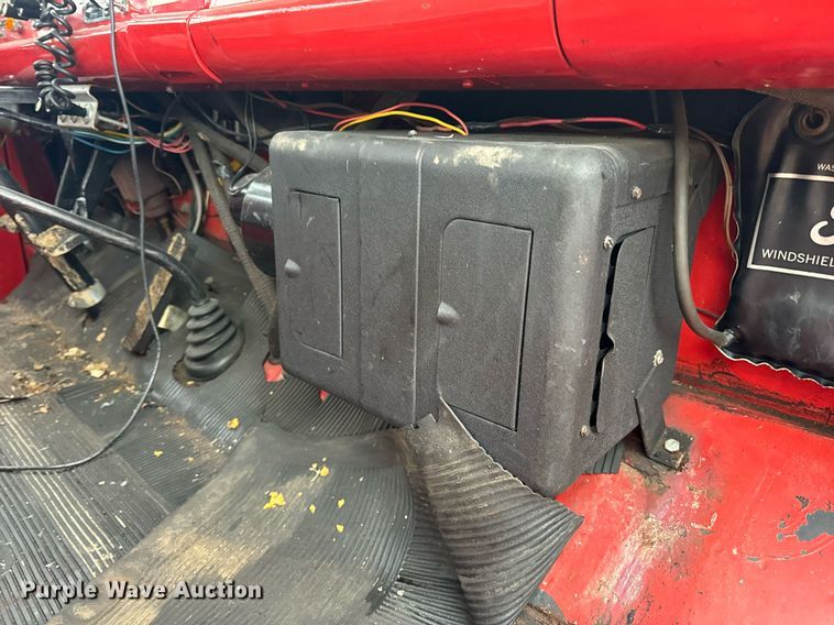 image for item DV1882 1972 Ford 700 pumper fire truck