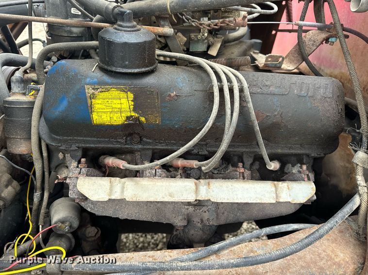 image for item DV1882 1972 Ford 700 pumper fire truck