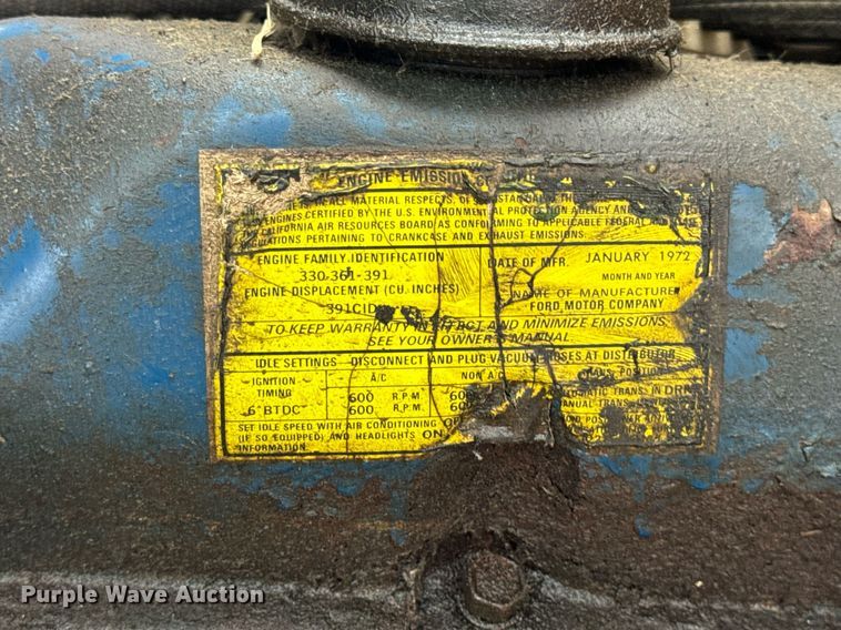 image for item DV1882 1972 Ford 700 pumper fire truck