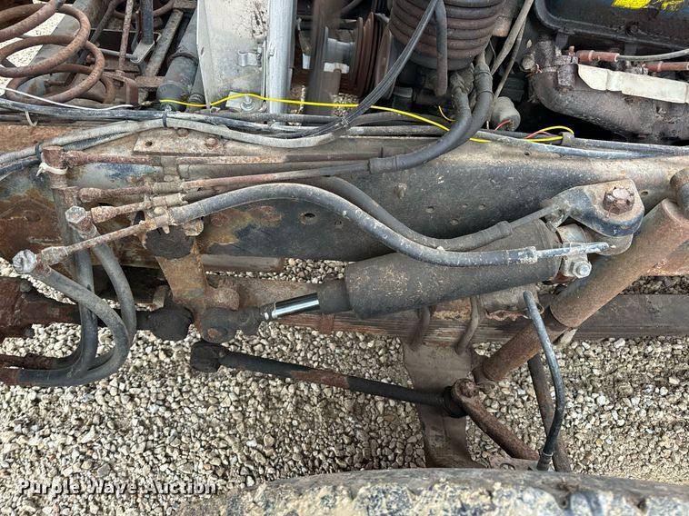 image for item DV1882 1972 Ford 700 pumper fire truck