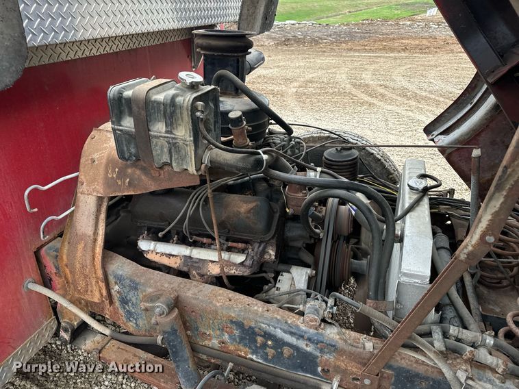 image for item DV1882 1972 Ford 700 pumper fire truck