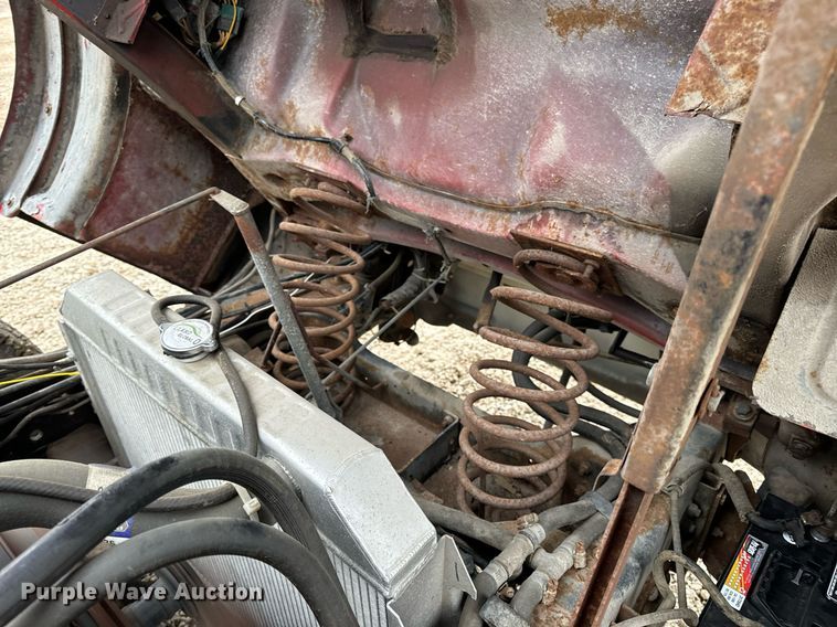 image for item DV1882 1972 Ford 700 pumper fire truck