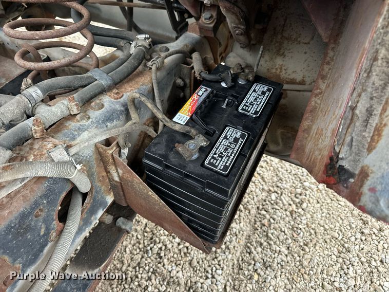 image for item DV1882 1972 Ford 700 pumper fire truck