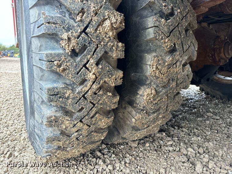 image for item DV1882 1972 Ford 700 pumper fire truck