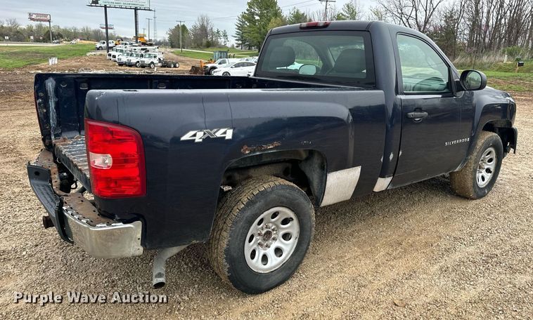 image for item DV1885 2008 Chevrolet Silverado 1500 pickup truck