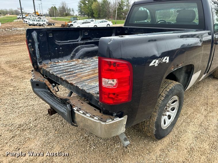 image for item DV1885 2008 Chevrolet Silverado 1500 pickup truck