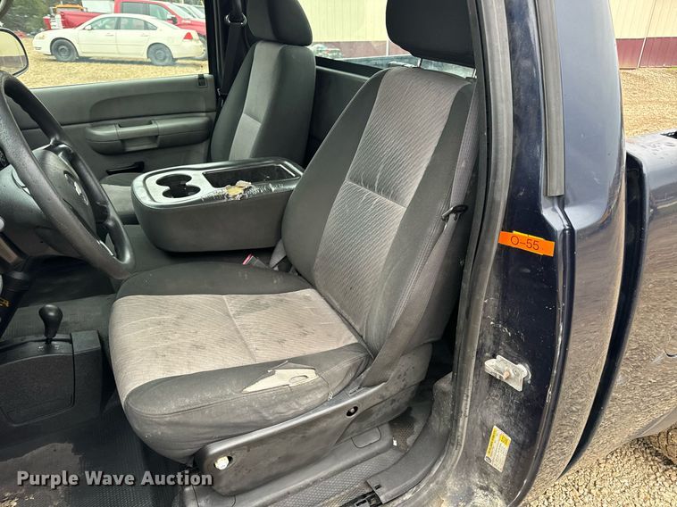 image for item DV1885 2008 Chevrolet Silverado 1500 pickup truck