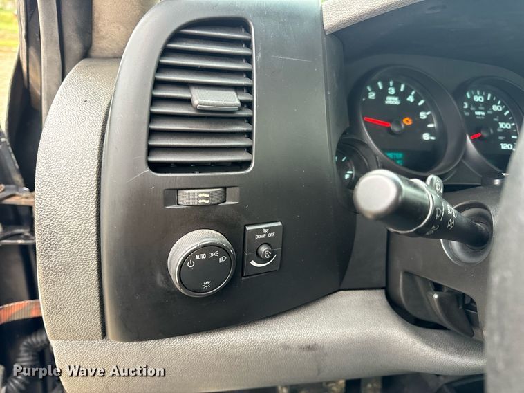 image for item DV1885 2008 Chevrolet Silverado 1500 pickup truck