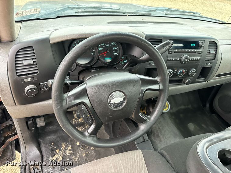 image for item DV1885 2008 Chevrolet Silverado 1500 pickup truck