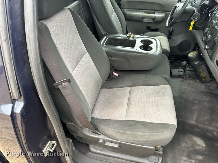 image for item DV1885 2008 Chevrolet Silverado 1500 pickup truck