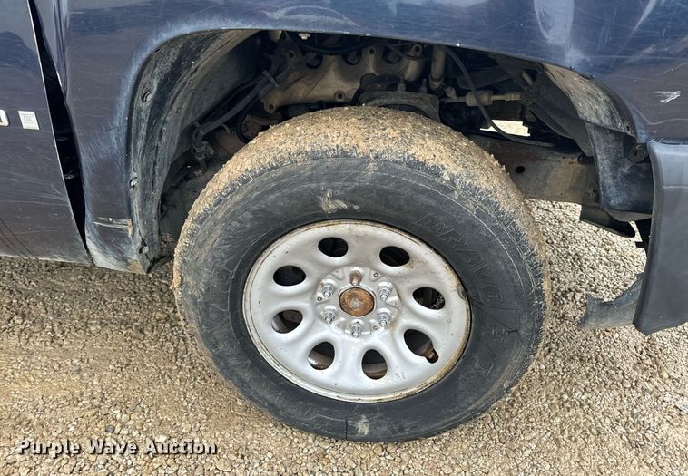 image for item DV1885 2008 Chevrolet Silverado 1500 pickup truck