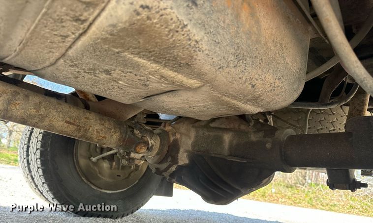 image for item DV1906 1995 Chevrolet C3500 Ext. Cab pickup truck