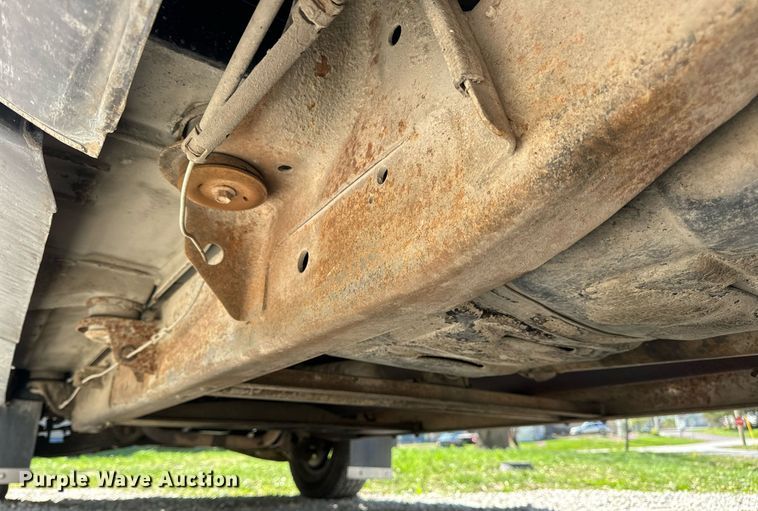 image for item DV1906 1995 Chevrolet C3500 Ext. Cab pickup truck