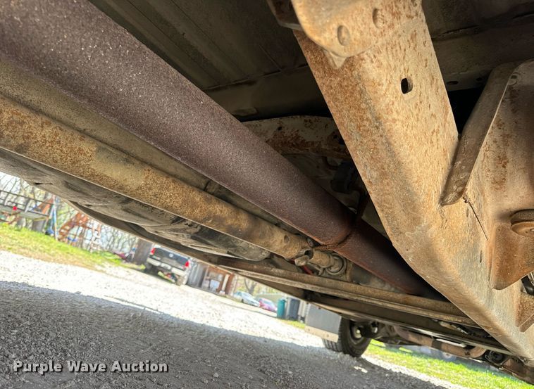 image for item DV1906 1995 Chevrolet C3500 Ext. Cab pickup truck