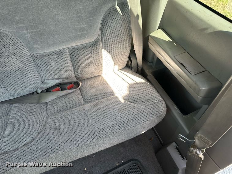 image for item DV1906 1995 Chevrolet C3500 Ext. Cab pickup truck