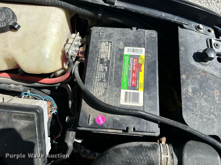 image for item DV1906 1995 Chevrolet C3500 Ext. Cab pickup truck