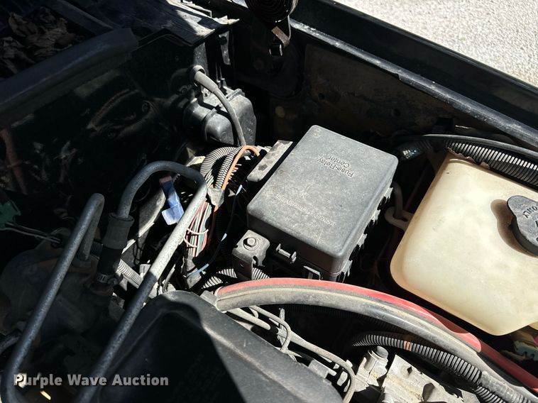 image for item DV1906 1995 Chevrolet C3500 Ext. Cab pickup truck