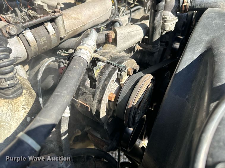 image for item DV1906 1995 Chevrolet C3500 Ext. Cab pickup truck