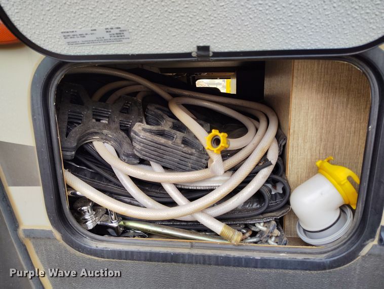 image for item DV6733 2017 Keystone Sprinter RV