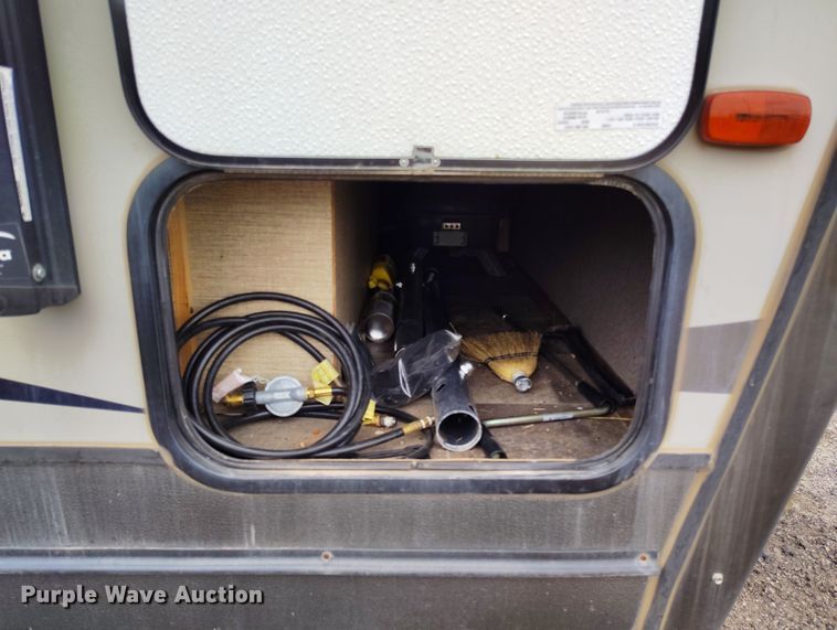 image for item DV6733 2017 Keystone Sprinter RV