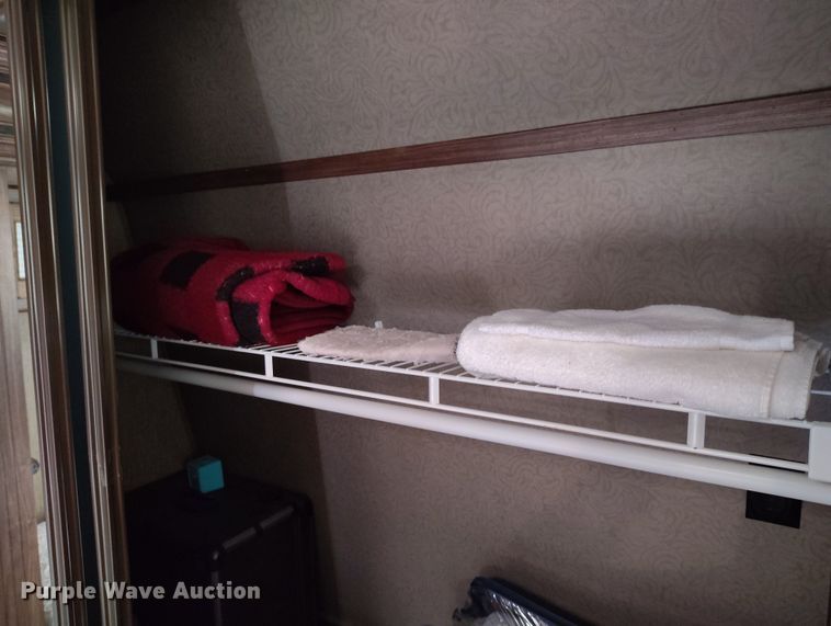 image for item DV6733 2017 Keystone Sprinter RV