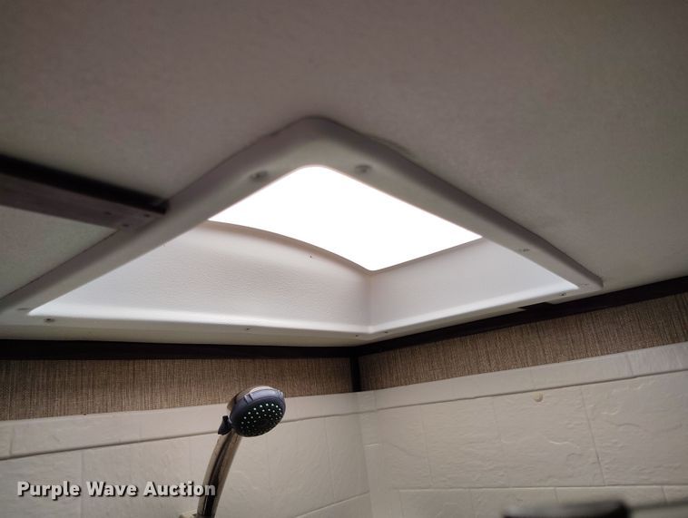 image for item DV6733 2017 Keystone Sprinter RV