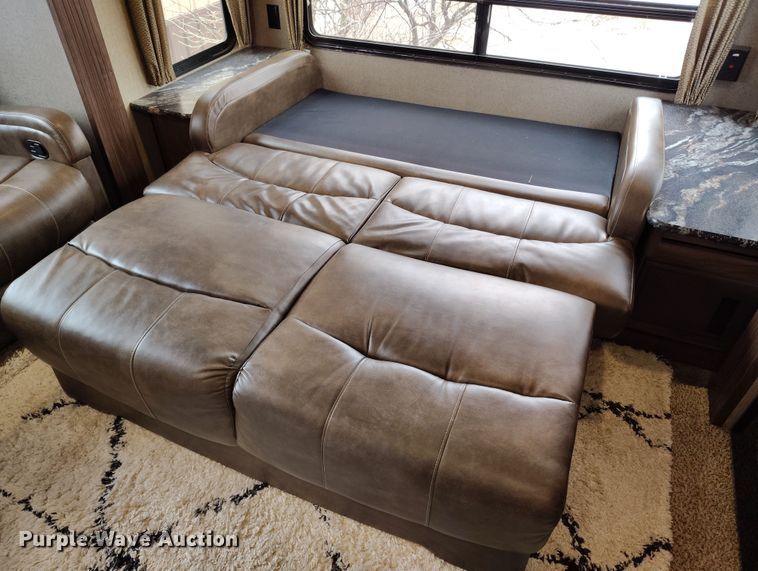 image for item DV6733 2017 Keystone Sprinter RV