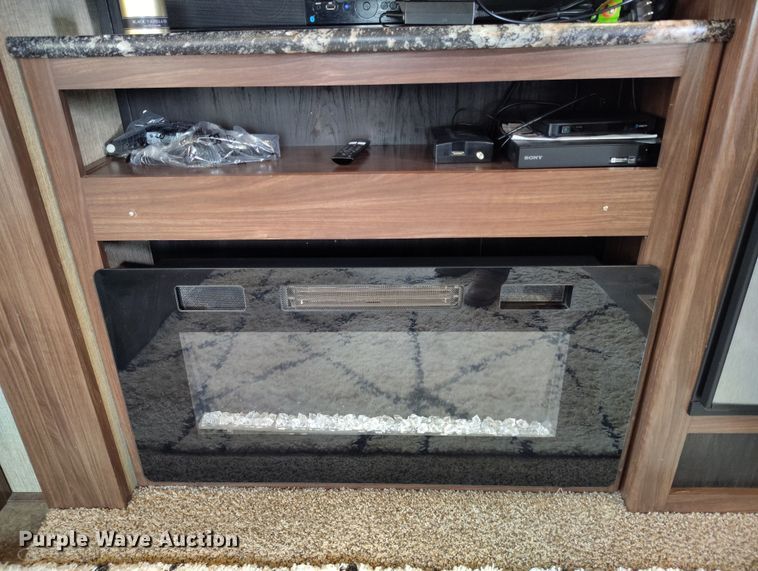 image for item DV6733 2017 Keystone Sprinter RV