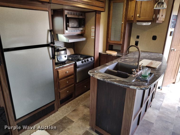 image for item DV6733 2017 Keystone Sprinter RV