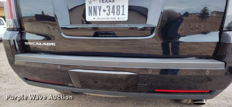 image for item DV6734 2016 Cadillac Escalade SUV