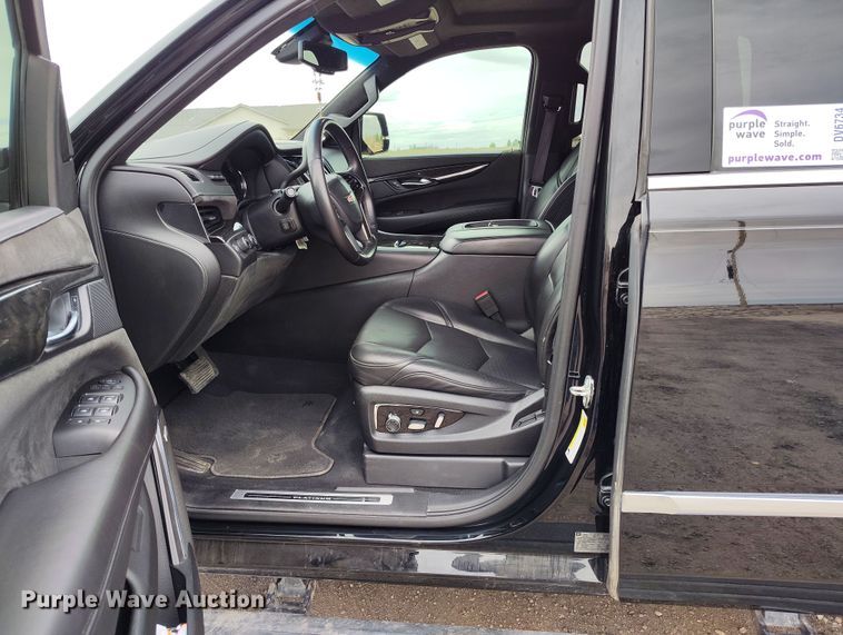 image for item DV6734 2016 Cadillac Escalade SUV