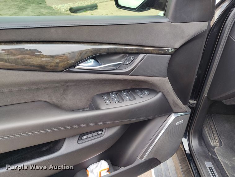image for item DV6734 2016 Cadillac Escalade SUV