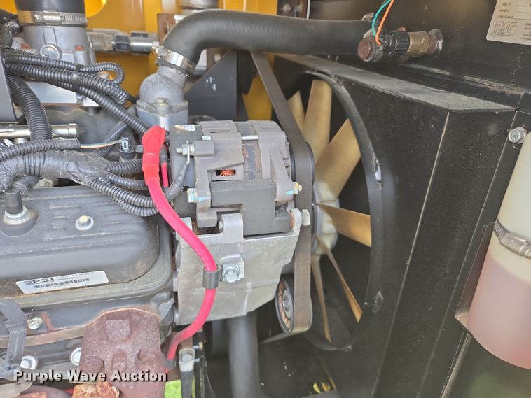 image for item DW1917 2019 Vermeer BC1800XL wood chipper